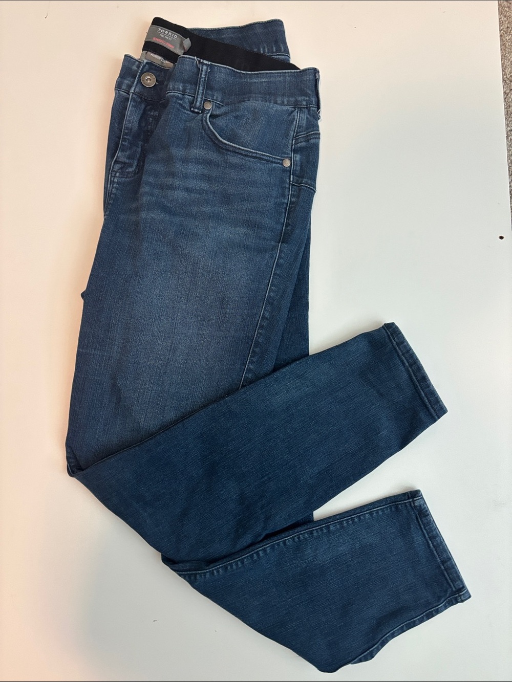 Torrid bombshell skinny premium stretch size 18 R